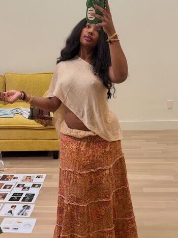 Full leaked Halee model/ private photo