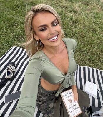 Full leaked Tallia storm page private photo