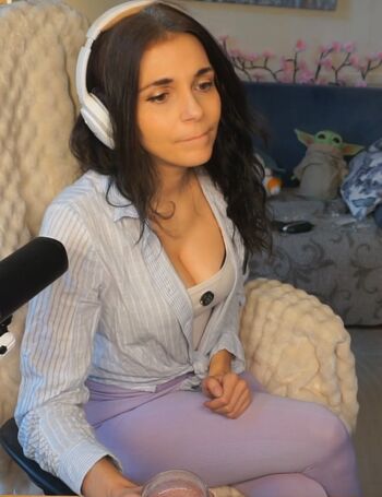 Full leaked Tania derveaux page private photo