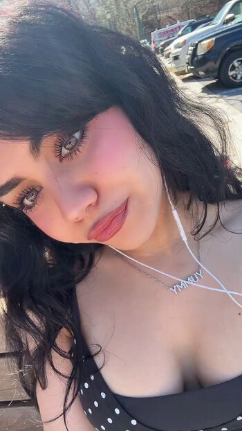 Full leaked Tara yummy page private photo