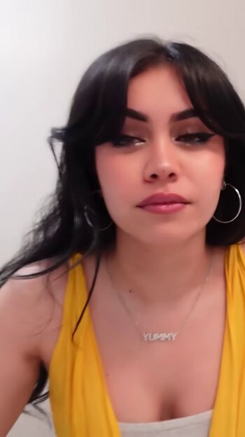 Full leaked Tara yummy page private photo