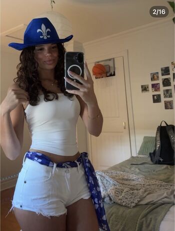 Full leaked Tate mcrae page private photo