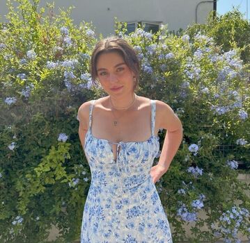 Taya Miller / Tayamillerr