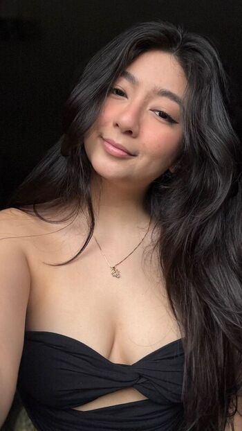Full leaked Tayhuhu private photo