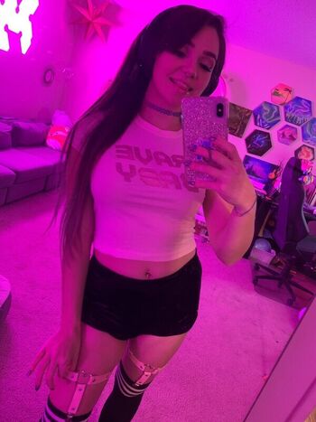 Full leaked Taylien private photo