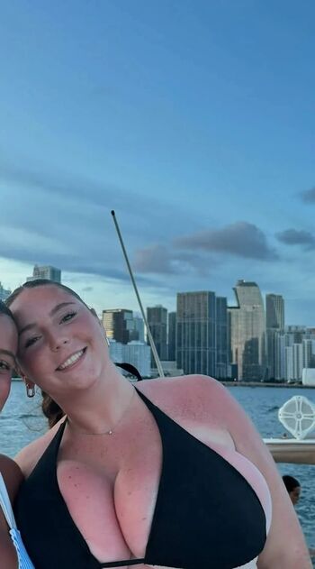 Full leaked Taylor g private photo