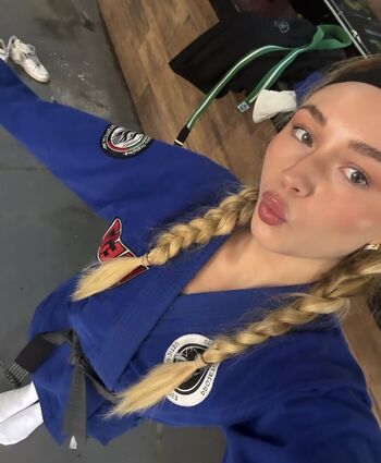 Full leaked Taylor hudson private photo