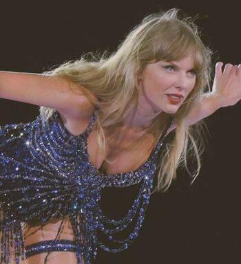 Full leaked Taylor swift private photo