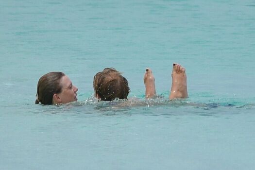Full leaked Taylor swift  page private photo