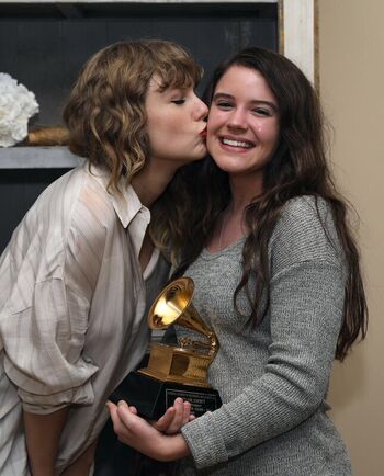 Full leaked Taylor swift private photo