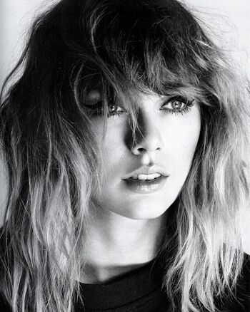 Full leaked Taylor swift private photo