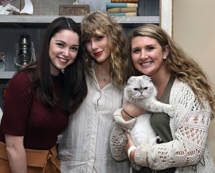 Full leaked Taylor swift private photo