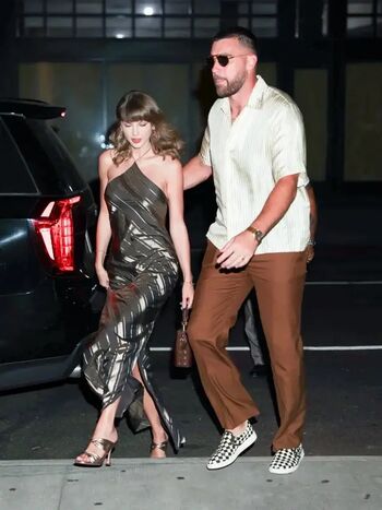 Full leaked Taylor swift page private photo