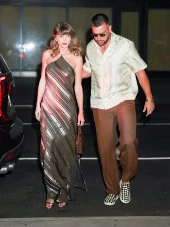 Full leaked Taylor swift page private photo