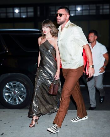 Full leaked Taylor swift page private photo