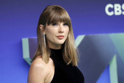 Full leaked Taylor swift  page private photo