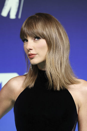 Full leaked Taylor swift  page private photo