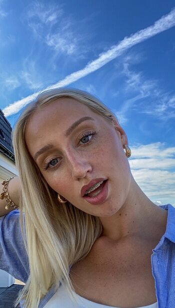 Full leaked Tea hemberg private photo