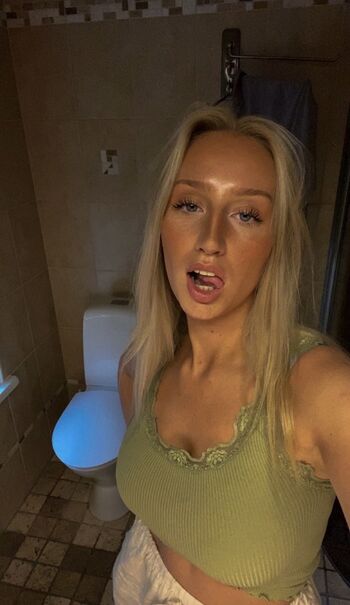 Full leaked Tea hemberg private photo