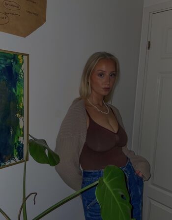 Full leaked Tea hemberg private photo