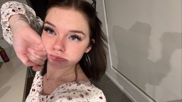Full leaked Teetee private photo