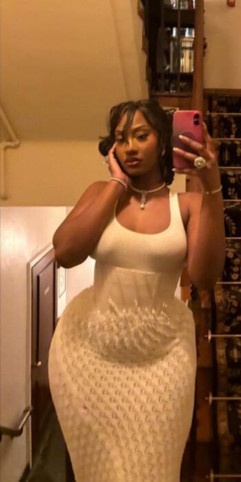 Leaked Elizabeth skylar/ private photo viral onlyfans