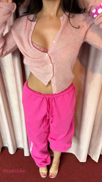 Full leaked Tenderlybae private photo