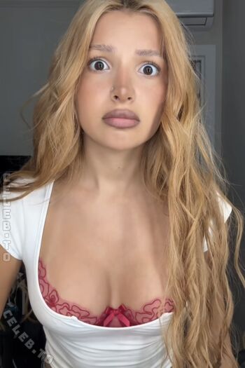 Full leaked Tenderlybae private photo