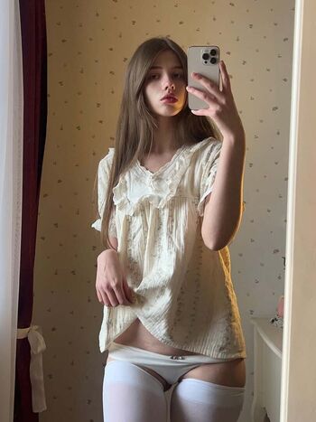 Leaked Mikomikoww/ private photo viral onlyfans