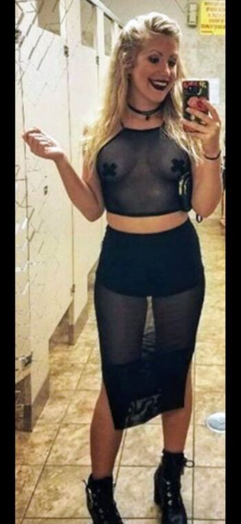 Full leaked Tess pelger private photo