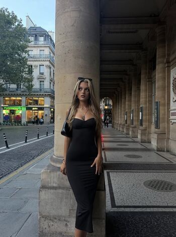 Full leaked Tess rolland private photo