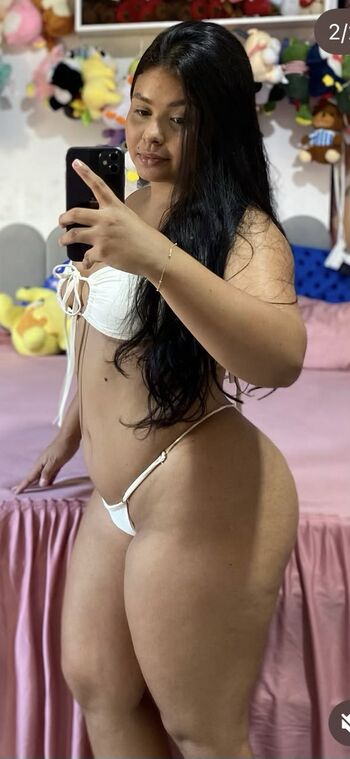 Full leaked Thailadezz private photo