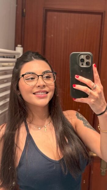 Full leaked Thaina luana private photo