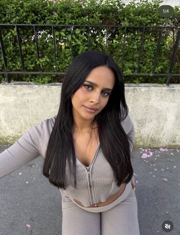 Full leaked Thaliacmoi private photo