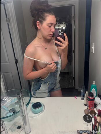 Full leaked Thatcincy model private photo