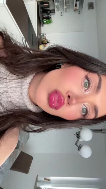 Full leaked Thatemily private photo