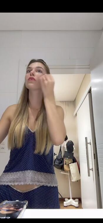 Full leaked Thays maran private photo