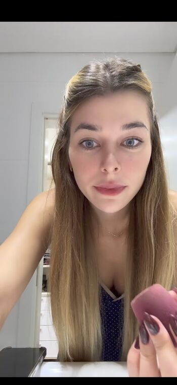 Full leaked Thays maran private photo