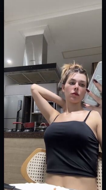 Full leaked Thays maran private photo