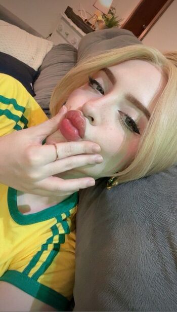 Full leaked Thayse kloppel page private photo