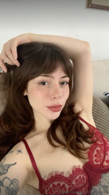 Full leaked Thaysvita private photo