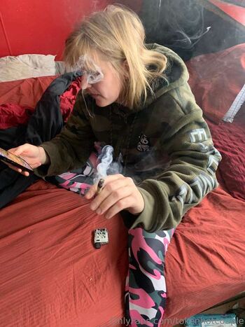 Leaked Bugsandhugs etherreallovebug/ private photo viral onlyfans