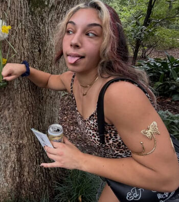Full leaked Thea hail private photo