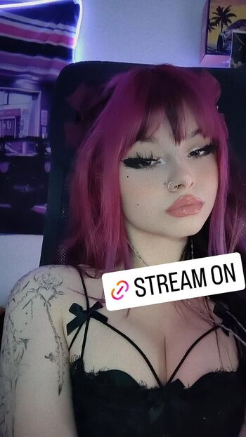 Full leaked Theakaleina private photo