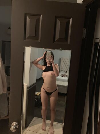Full leaked Theanvu page private photo