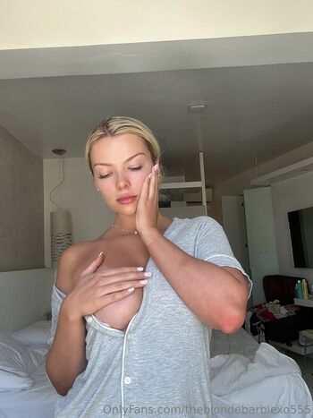 theblondebarbiexo555