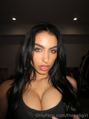 Thecaligirl