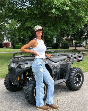 Full leaked Thefarmergrayce private photo