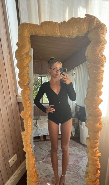 thefemalecarpenterm8