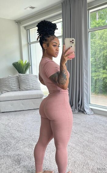 Full leaked Therealbombshell mint private photo